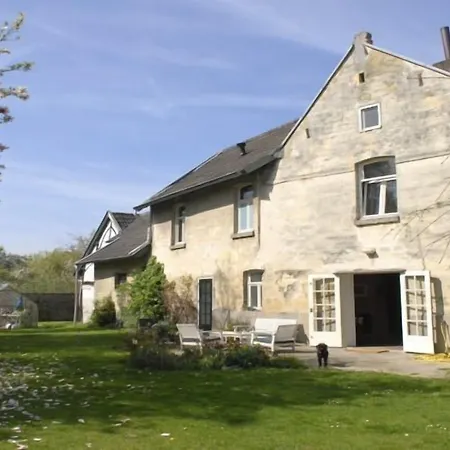 Oda ve Kahvaltı Boutique Bonjour 4*