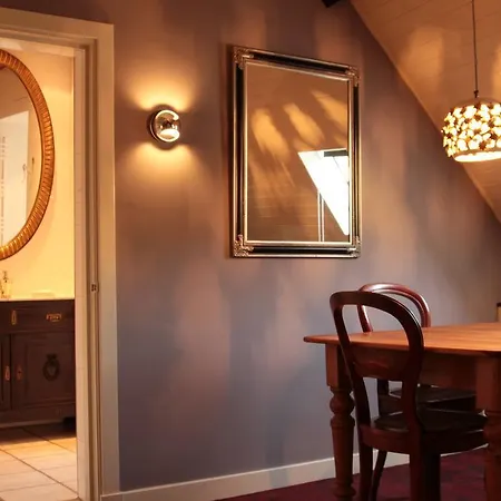 Boutique Bonjour Oda ve Kahvaltı 4*