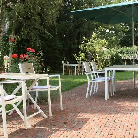 Boutique Bonjour Panzió 4*