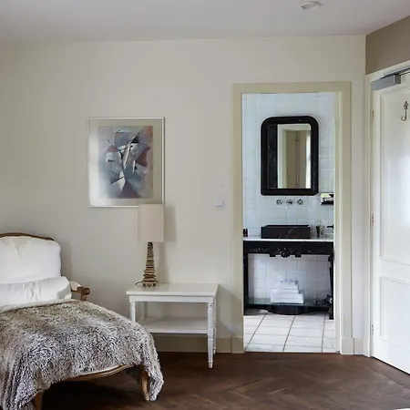 Boutique Bonjour Bed & Breakfast