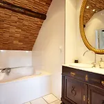 Bed & Breakfast Boutique Bonjour 4*