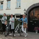 Boutique Bonjour Bed & Breakfast 4*