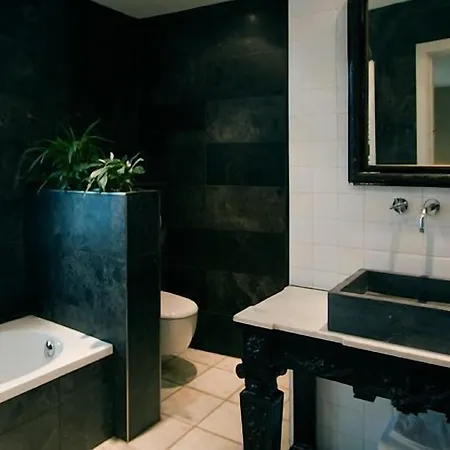 Boutique Bonjour Nocleg ze śniadaniem 4*