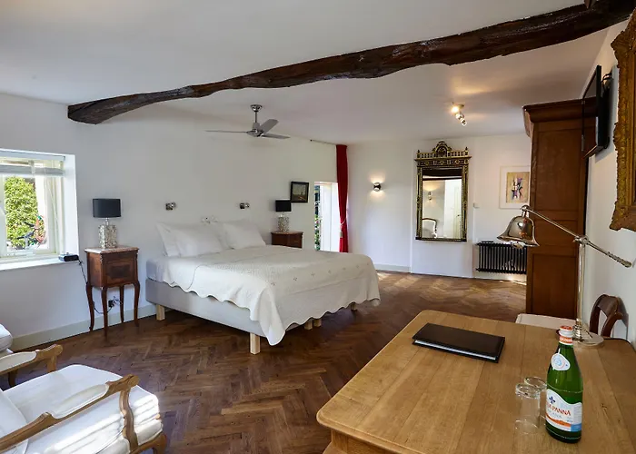 Bed & Breakfast Boutique Bonjour 4*